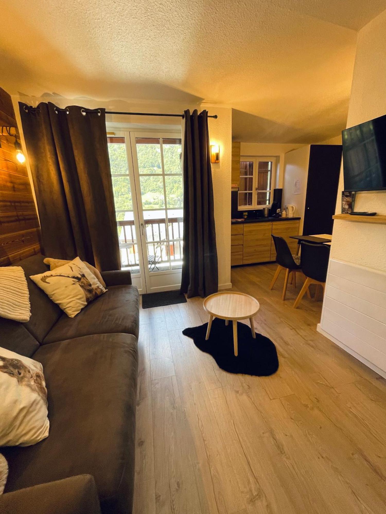 "La Cle Doree" Appartement Balcon Ensoleille Vue Montagne Wifi Cauterets Buitenkant foto
